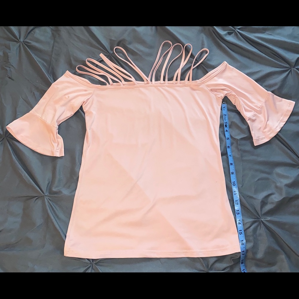 Unkn brand soft pink strappy top with 3/4 sleeves